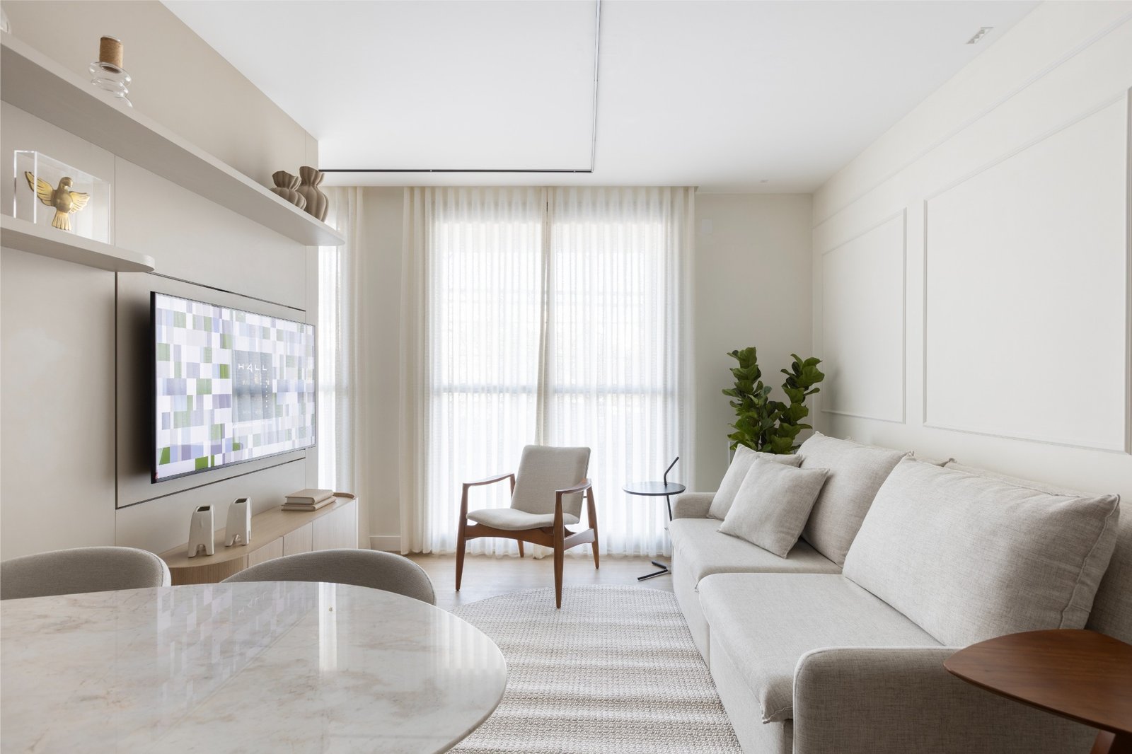 Ambiente integrado do apartamento decorado Hall Design