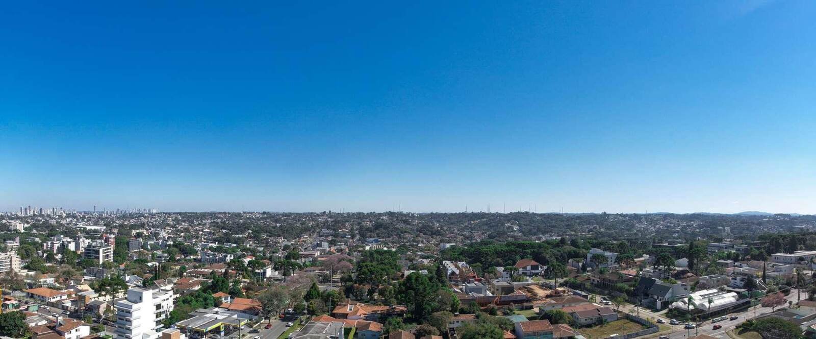 Vista aérea do bairro Juvevê em Curitiba, região do lançamento Tauá